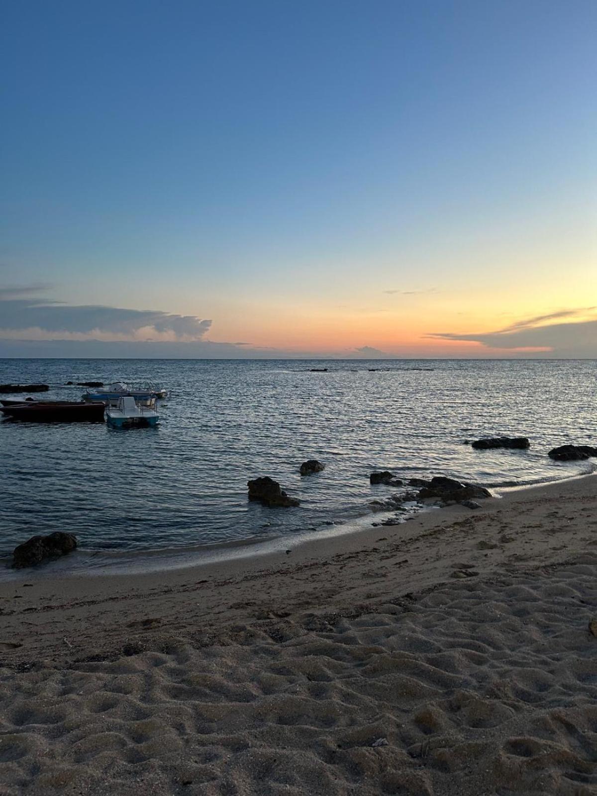 Casa Vacanze Nina Torre Ovo Ngoại thất bức ảnh