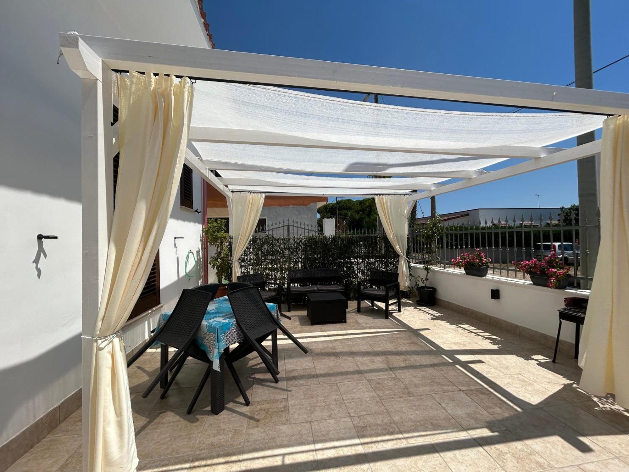 Casa Vacanze Nina Torre Ovo Ngoại thất bức ảnh